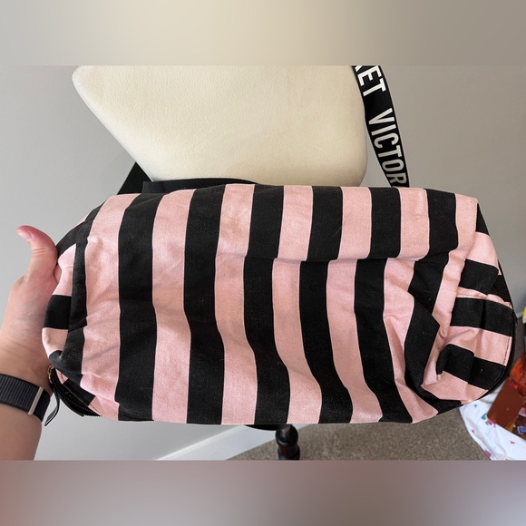 Victoria’s Secret pink striped crossbody - Picture 5 of 13